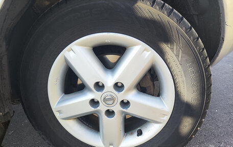 Nissan X-Trail, 2006 год, 800 000 рублей, 32 фотография
