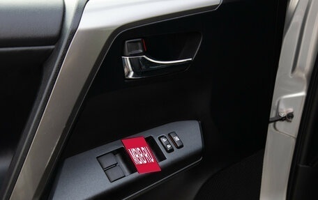 Toyota RAV4, 2019 год, 2 588 000 рублей, 17 фотография