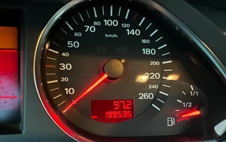 Audi A6, 2004 год, 590 000 рублей, 12 фотография