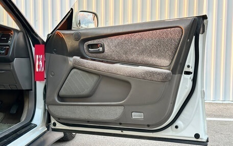 Toyota Mark II VIII (X100), 2000 год, 1 100 000 рублей, 16 фотография