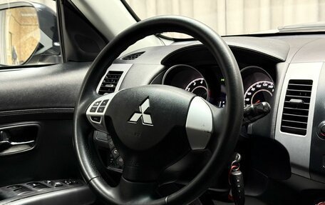 Mitsubishi Outlander III рестайлинг 3, 2010 год, 1 129 000 рублей, 11 фотография
