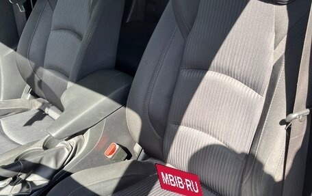 Mazda 3, 2016 год, 115 000 000 рублей, 10 фотография