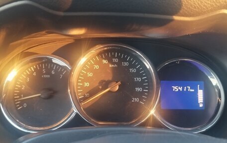 Renault Duster I рестайлинг, 2017 год, 1 900 000 рублей, 7 фотография