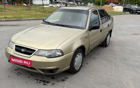 Daewoo Nexia I рестайлинг, 2009 год, 137 000 рублей, 3 фотография