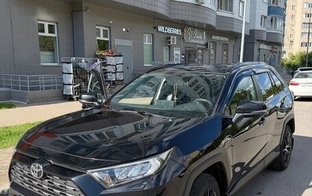 Toyota RAV4, 2019 год, 3 500 000 рублей, 4 фотография