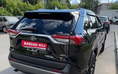 Toyota RAV4, 2019 год, 3 500 000 рублей, 10 фотография