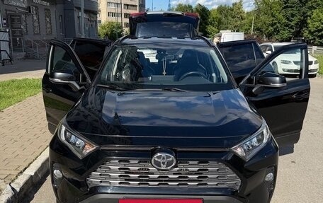 Toyota RAV4, 2019 год, 3 500 000 рублей, 6 фотография