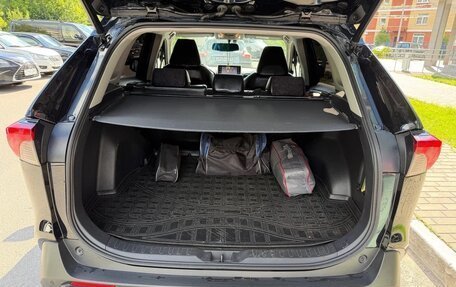 Toyota RAV4, 2019 год, 3 500 000 рублей, 12 фотография