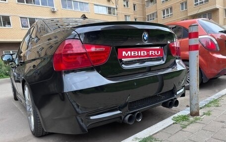 BMW 3 серия, 2011 год, 1 900 000 рублей, 4 фотография