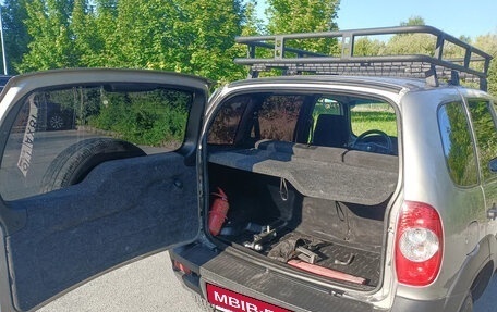 Chevrolet Niva I рестайлинг, 2016 год, 579 000 рублей, 16 фотография