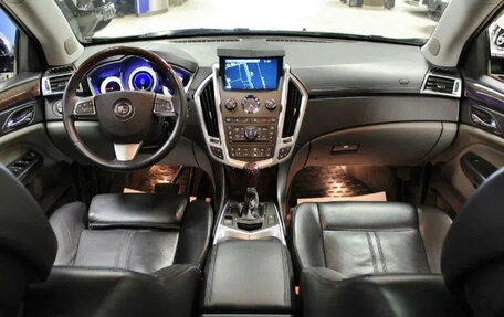 Cadillac SRX II рестайлинг, 2011 год, 900 000 рублей, 6 фотография