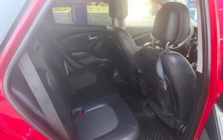 Hyundai ix35 I рестайлинг, 2012 год, 920 000 рублей, 11 фотография