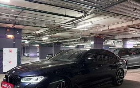 BMW 5 серия, 2021 год, 5 100 000 рублей, 3 фотография