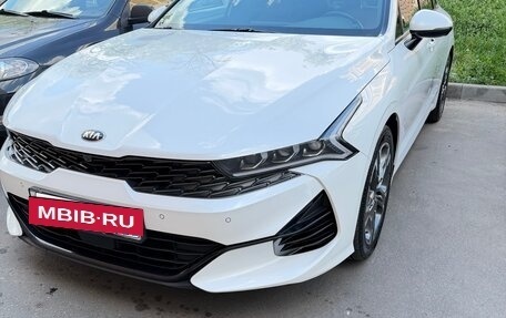 KIA K5, 2021 год, 2 550 000 рублей, 2 фотография