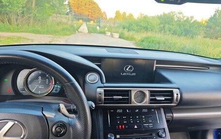 Lexus IS III, 2014 год, 2 250 000 рублей, 18 фотография