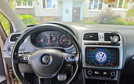 Volkswagen Polo VI (EU Market), 2016 год, 1 100 000 рублей, 11 фотография