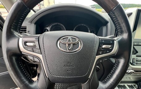 Toyota Land Cruiser 200, 2016 год, 6 200 000 рублей, 6 фотография