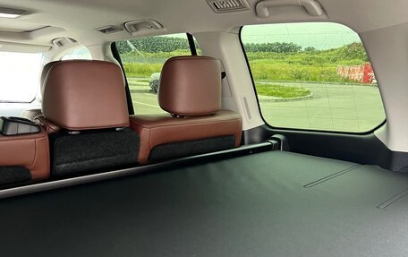 Toyota Land Cruiser 200, 2016 год, 6 200 000 рублей, 15 фотография