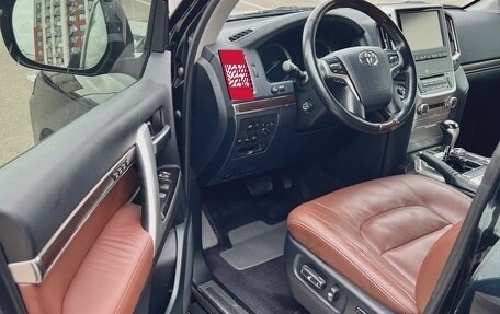 Toyota Land Cruiser 200, 2016 год, 6 200 000 рублей, 8 фотография