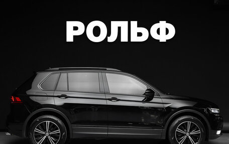 Volkswagen Tiguan II, 2018 год, 3 000 000 рублей, 2 фотография