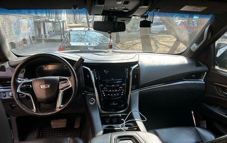Cadillac Escalade IV, 2019 год, 4 500 000 рублей, 7 фотография
