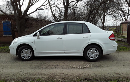 Nissan Tiida, 2011 год, 930 000 рублей, 3 фотография