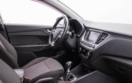 Hyundai Solaris II рестайлинг, 2018 год, 1 420 000 рублей, 10 фотография