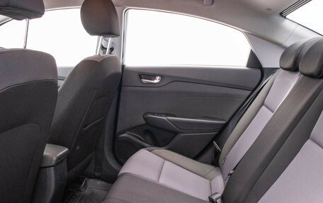 Hyundai Solaris II рестайлинг, 2018 год, 1 420 000 рублей, 12 фотография