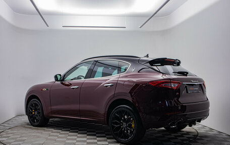 Maserati Levante I, 2017 год, 3 000 000 рублей, 8 фотография