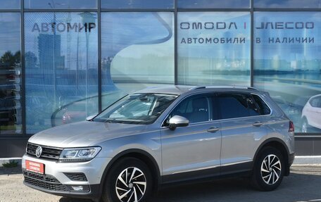 Volkswagen Tiguan II, 2018 год, 2 420 000 рублей, 1 фотография