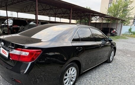 Toyota Camry, 2014 год, 1 800 000 рублей, 6 фотография