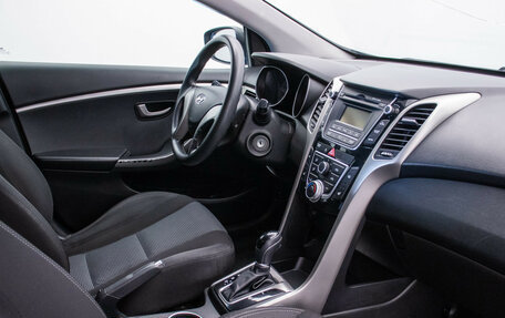 Hyundai i30 II рестайлинг, 2015 год, 990 000 рублей, 10 фотография