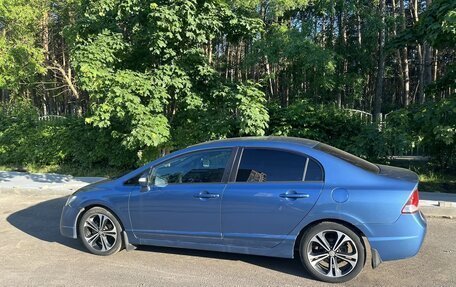 Honda Civic VIII, 2010 год, 675 000 рублей, 3 фотография