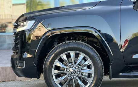 Toyota Land Cruiser, 2026 год, 16 990 000 рублей, 34 фотография