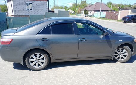 Toyota Camry, 2007 год, 900 000 рублей, 2 фотография