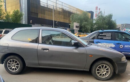 Mitsubishi Colt VI рестайлинг, 2000 год, 125 000 рублей, 2 фотография