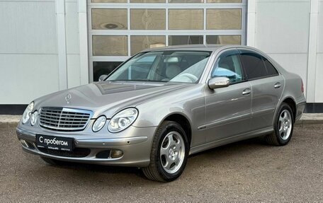 Mercedes-Benz E-Класс, 2003 год, 1 100 000 рублей, 1 фотография
