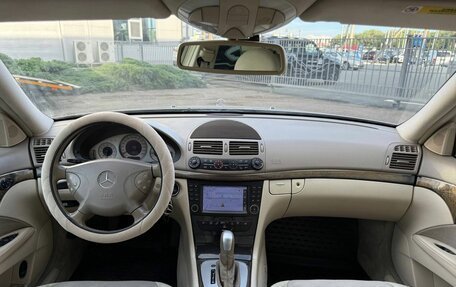 Mercedes-Benz E-Класс, 2003 год, 1 100 000 рублей, 11 фотография