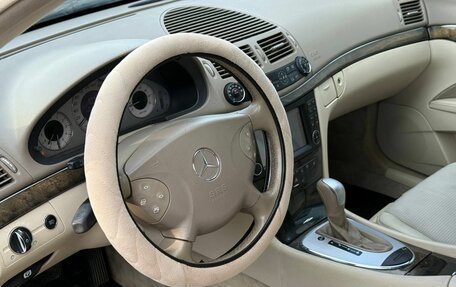 Mercedes-Benz E-Класс, 2003 год, 1 100 000 рублей, 13 фотография