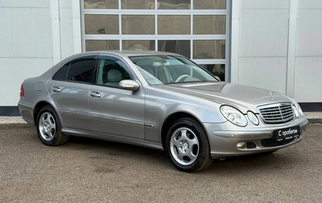 Mercedes-Benz E-Класс, 2003 год, 1 100 000 рублей, 7 фотография