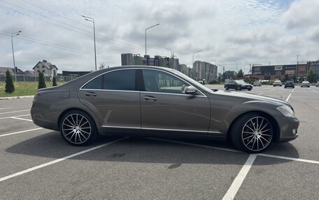 Mercedes-Benz S-Класс, 2006 год, 1 600 000 рублей, 4 фотография