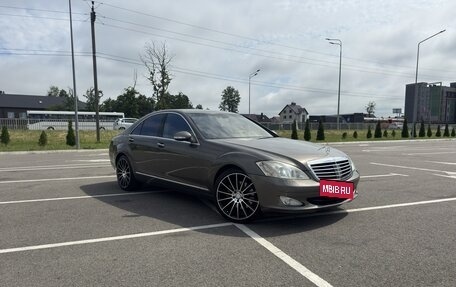 Mercedes-Benz S-Класс, 2006 год, 1 600 000 рублей, 2 фотография