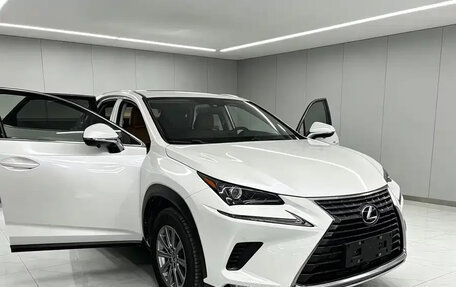 Lexus NX I, 2021 год, 2 500 000 рублей, 3 фотография