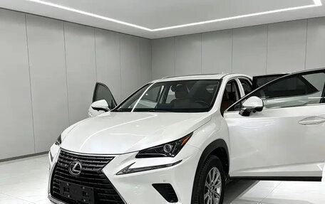 Lexus NX I, 2021 год, 2 500 000 рублей, 4 фотография