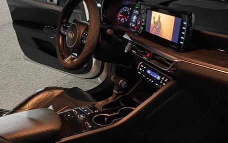 KIA K5, 2020 год, 1 550 000 рублей, 11 фотография