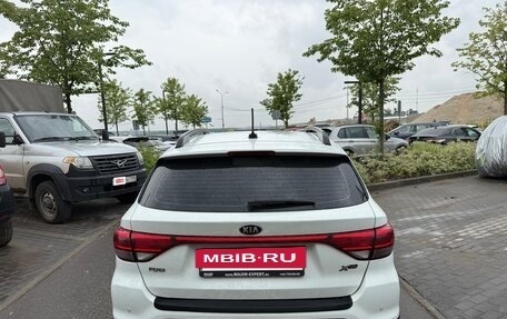 KIA Rio IV, 2018 год, 900 000 рублей, 4 фотография