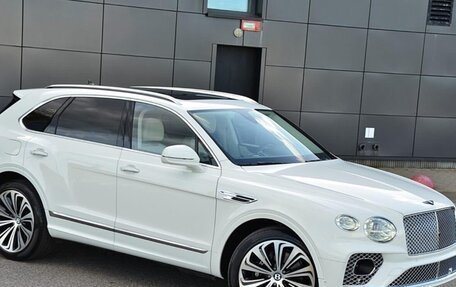 Bentley Bentayga I, 2020 год, 19 800 000 рублей, 10 фотография