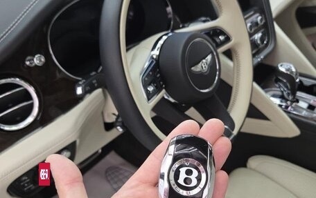 Bentley Bentayga I, 2020 год, 19 800 000 рублей, 12 фотография