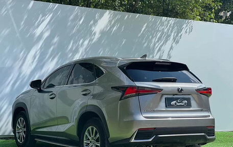 Lexus NX I, 2021 год, 2 650 000 рублей, 5 фотография