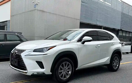 Lexus NX I, 2021 год, 2 500 000 рублей, 2 фотография